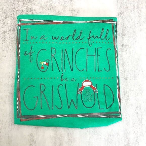 The Grinch Christmas TShirt NWT Multiple Sizes Christmas Vacation - Picture 1 of 3